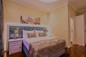 Golden Key Boutique Hotel