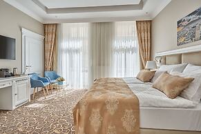 Golden Key Boutique Hotel