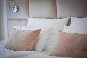 Golden Key Boutique Hotel