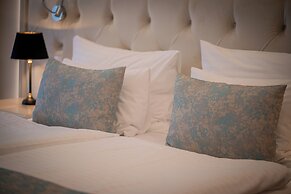 Golden Key Boutique Hotel