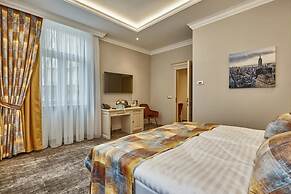 Golden Key Boutique Hotel