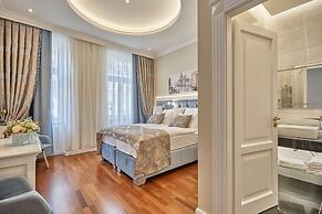 Golden Key Boutique Hotel