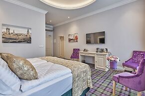 Golden Key Boutique Hotel