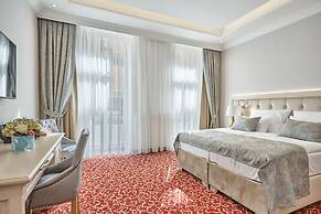 Golden Key Boutique Hotel