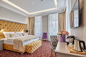 Golden Key Boutique Hotel