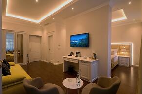 Golden Key Boutique Hotel