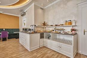 Golden Key Boutique Hotel