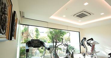 Porestva Hotel Sriracha