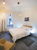 Apartments At The Blue Duckling