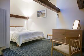 Apartments At The Blue Duckling