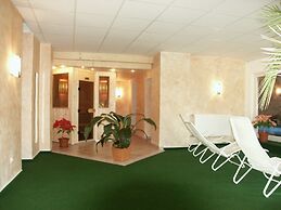 Edelstein-Hotel