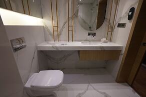 Clarks Inn suites Raipur