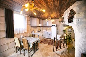 Kamelya Cave Hostel - Adults Only
