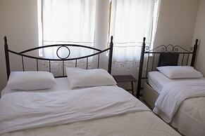 Kamelya Cave Hostel - Adults Only