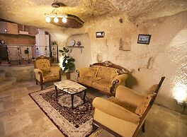 Kamelya Cave Hostel - Adults Only