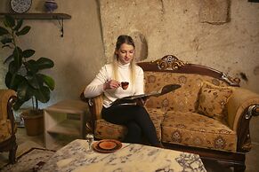 Kamelya Cave Hostel - Adults Only