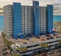 0104 Waters Edge Resort 1 Bedroom Condo by RedAwning