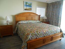 0104 Waters Edge Resort 1 Bedroom Condo by RedAwning