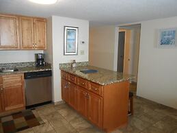 0104 Waters Edge Resort 1 Bedroom Condo by RedAwning