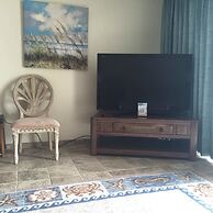 0104 Waters Edge Resort 1 Bedroom Condo by RedAwning