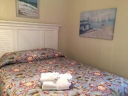 0104 Waters Edge Resort 1 Bedroom Condo by RedAwning