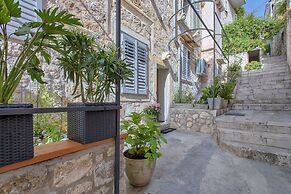 Heraclea Luxury Heritage Accommodation