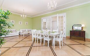 Apartamenty w Pałacu Pod Baranami