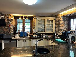 Kale Lodge - Adults Only