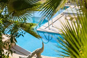 Kale Lodge - Adults Only