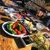 Kale Lodge - Adults Only