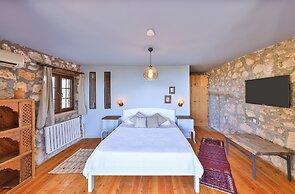 Kale Lodge - Adults Only