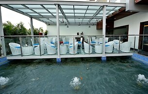 Royal Lotus View Resotel