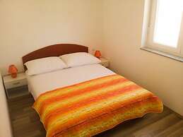 Apartmani Marinović - Vodice