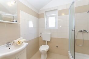 Apartmani Marinović - Vodice