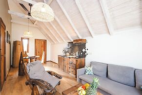 Clove Island Villas & SPA