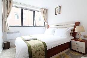 Queen Stay Apartments