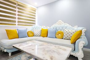 Queen Stay Apartments