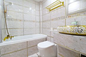 Queen Stay Apartments