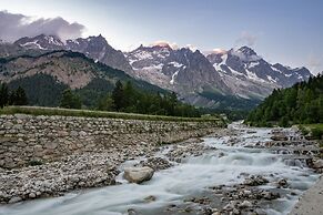 TH Courmayeur