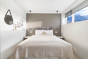 Brekkukot Luxury Farmhouse