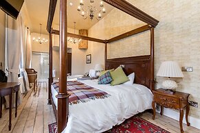 The Bull Hotel