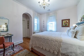 Hillcrest Mansion Inn