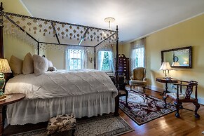 Hillcrest Mansion Inn