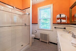 Hillcrest Mansion Inn