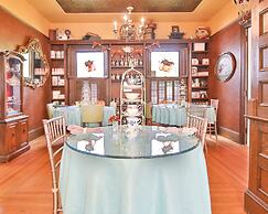 Mathis House, A Victorian Bed & Breakfast and Tea Room at 600 Main