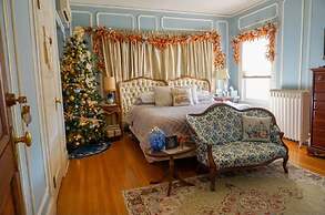 Mathis House, A Victorian Bed & Breakfast and Tea Room at 600 Main