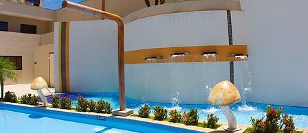 Thermas Boulevard Suite Hotel