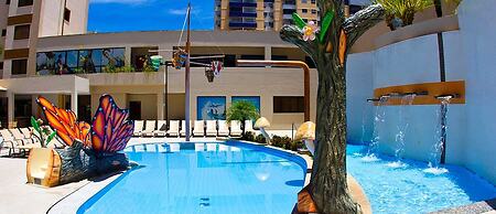 Thermas Boulevard Suite Hotel