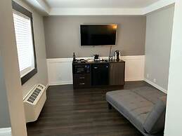 Cedar Stables Inn and Suites