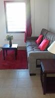 Over The Hill - Guesthouse & Residence